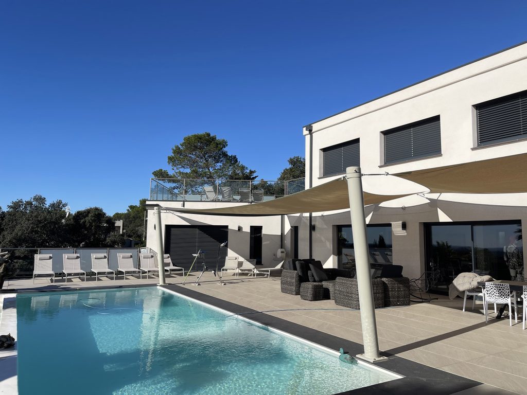 Terrain constructible et maison neuve dans la couronne nîmoise